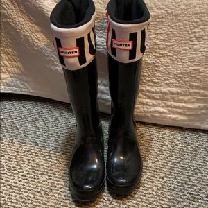 Tall hunter rain boots with boot liners